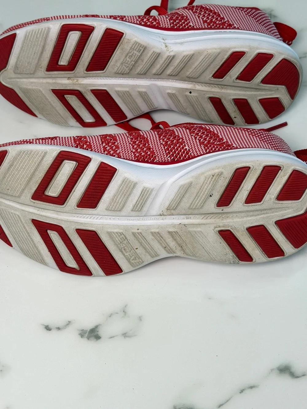 APL TechLoom Pro Red Knit Athletic Sneakers Women’s Size 7
